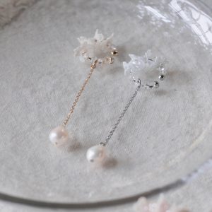 《蕾絲花耳骨夾》氣質水藍