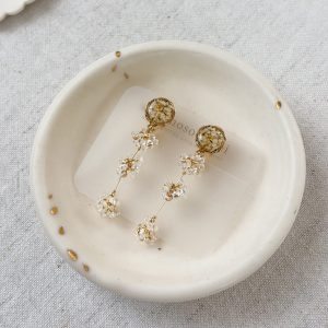 IMG_0804 白花流星耳環-金色