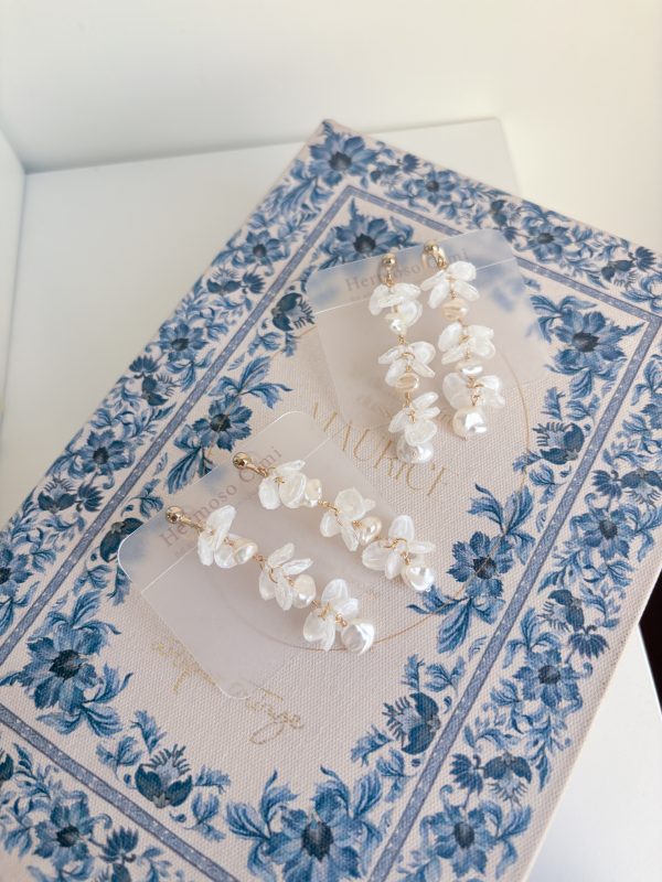 《雪落花》耳環-長版三節花